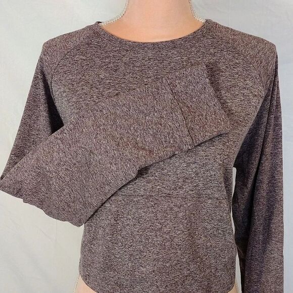 Tag Purple Inspire Long Sleeve Athletic Top with Thumb Holes Large NWOT - Picture 6 of 15